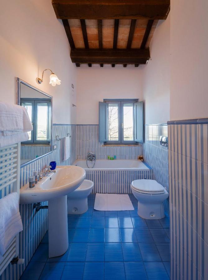 Recchi Franceschini Bike Hotel LAST - MINUTE - AVAILABILITY Montalto delle Marche Exterior foto